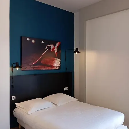 Aparthotel Nemea Coliseum Centre 3*