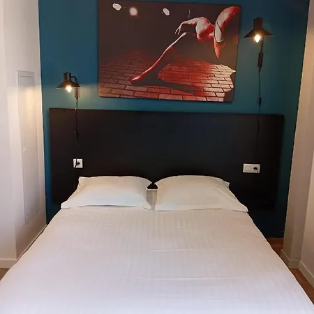 Nemea Coliseum Centre Aparthotel