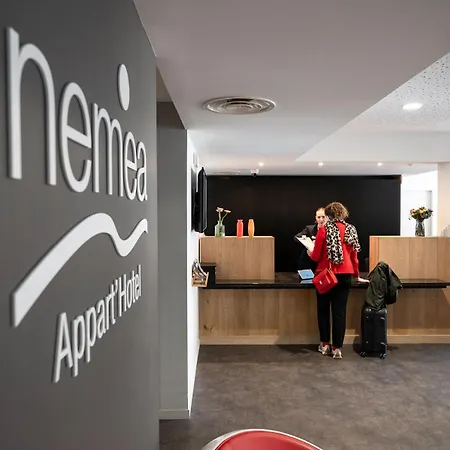 Aparthotel Nemea Coliseum Centre 3*