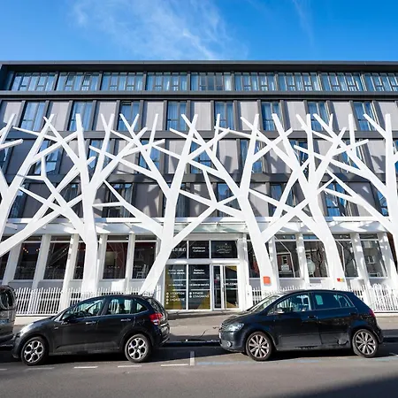 Nemea Coliseum Centre