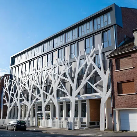 Aparthotel Nemea Coliseum Centre 3*