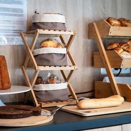 Nemea Coliseum Centre