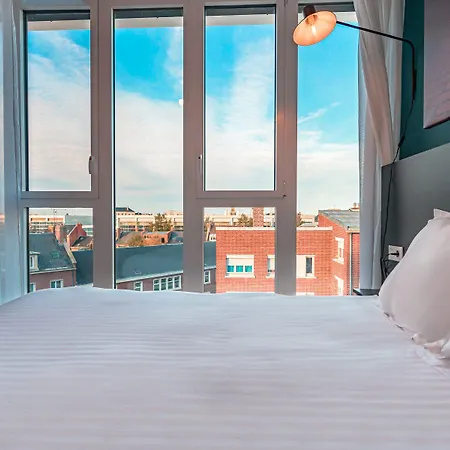 Aparthotel Nemea Coliseum Centre 3*