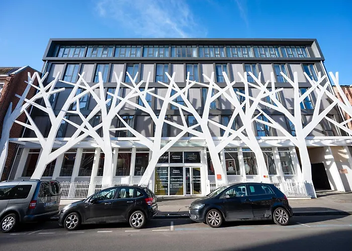 Nemea Coliseum Centre