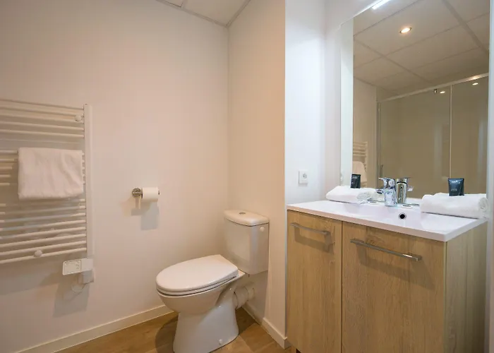 Nemea Coliseum Centre