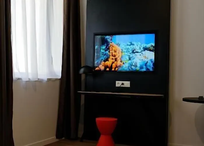 Aparthotel Nemea Coliseum Centre